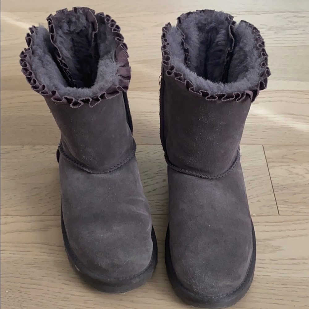 Authentic purple Bailey bow Ugg's
